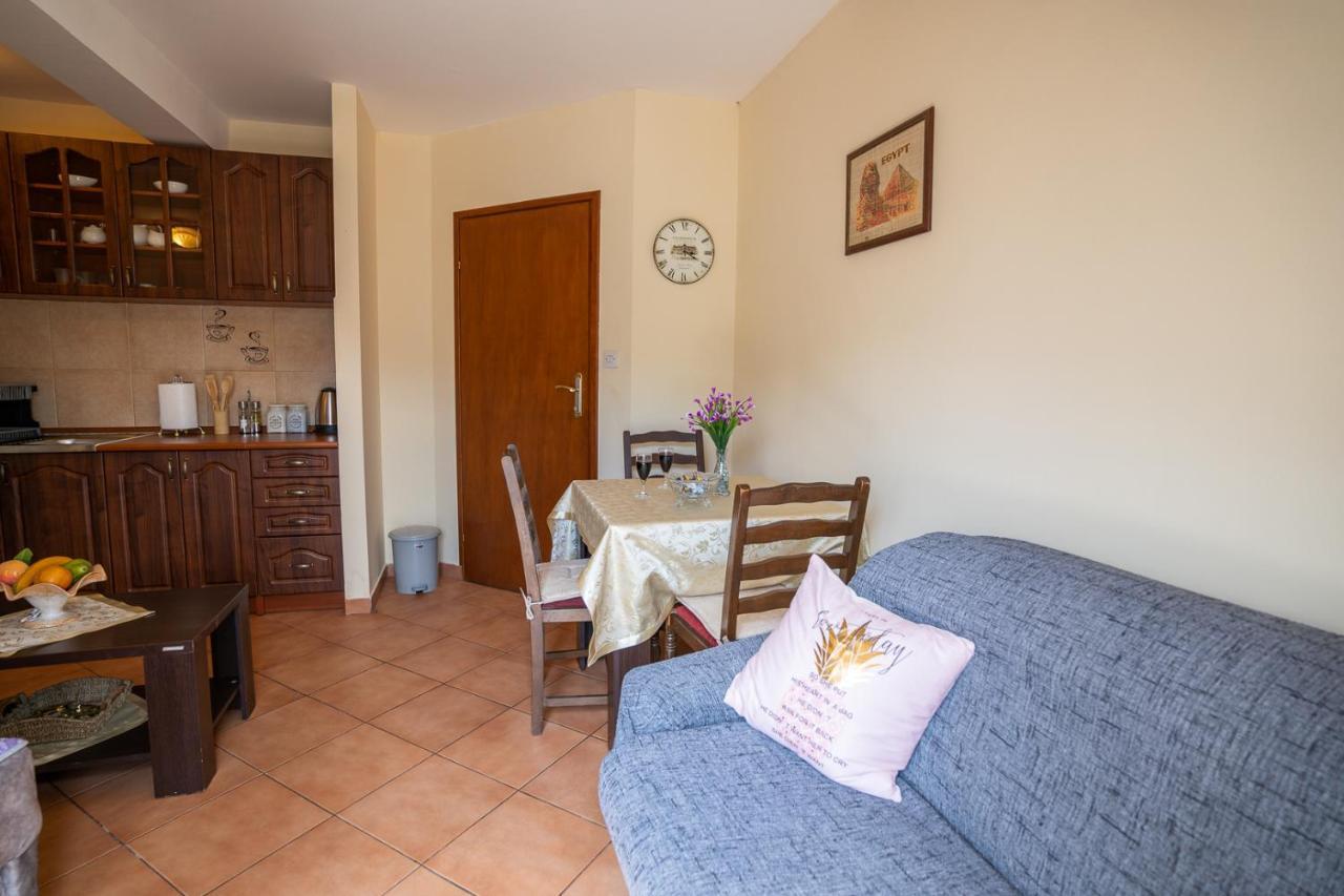 Ferienwohnung Albatros Kotor Exterior foto
