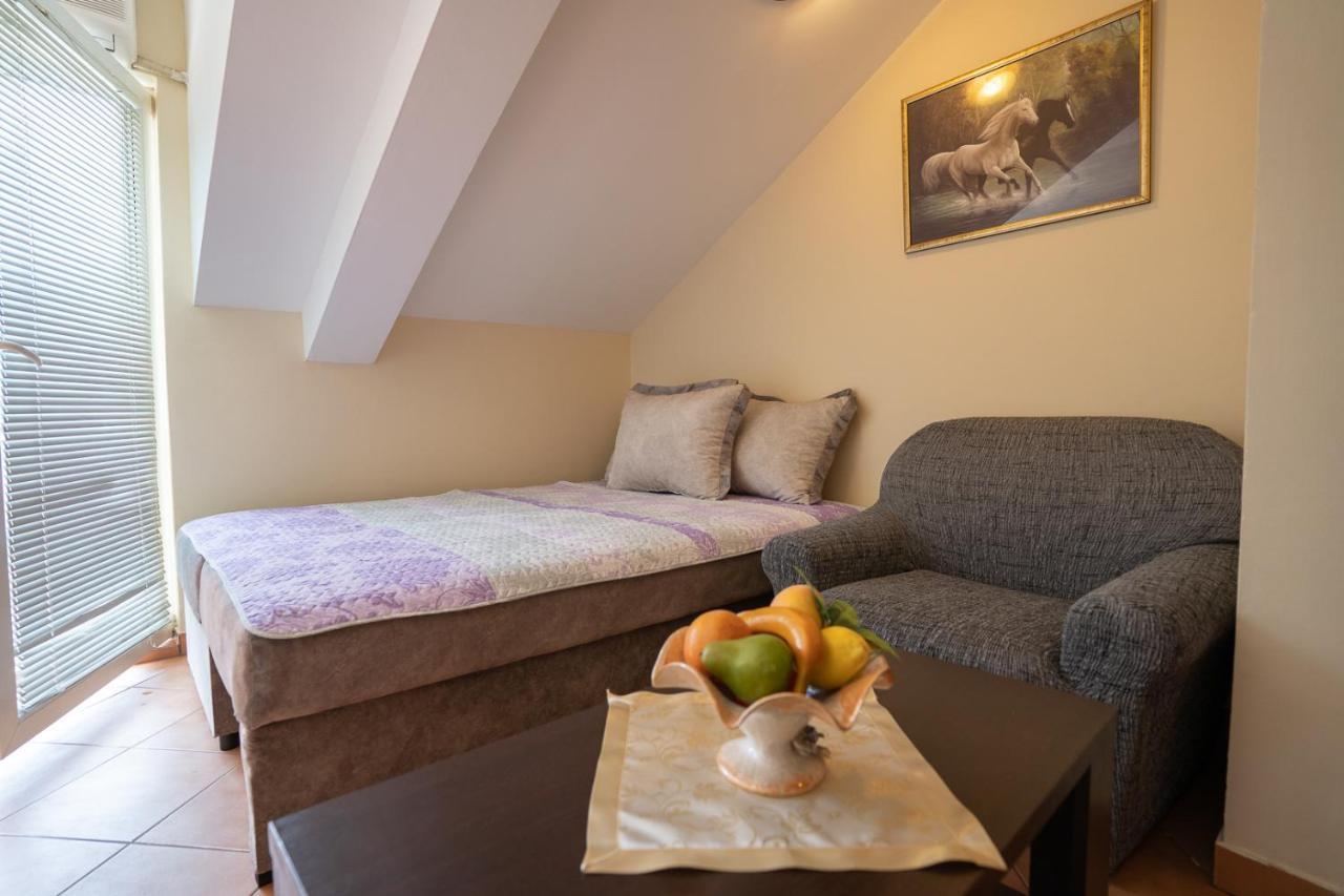 Ferienwohnung Albatros Kotor Exterior foto